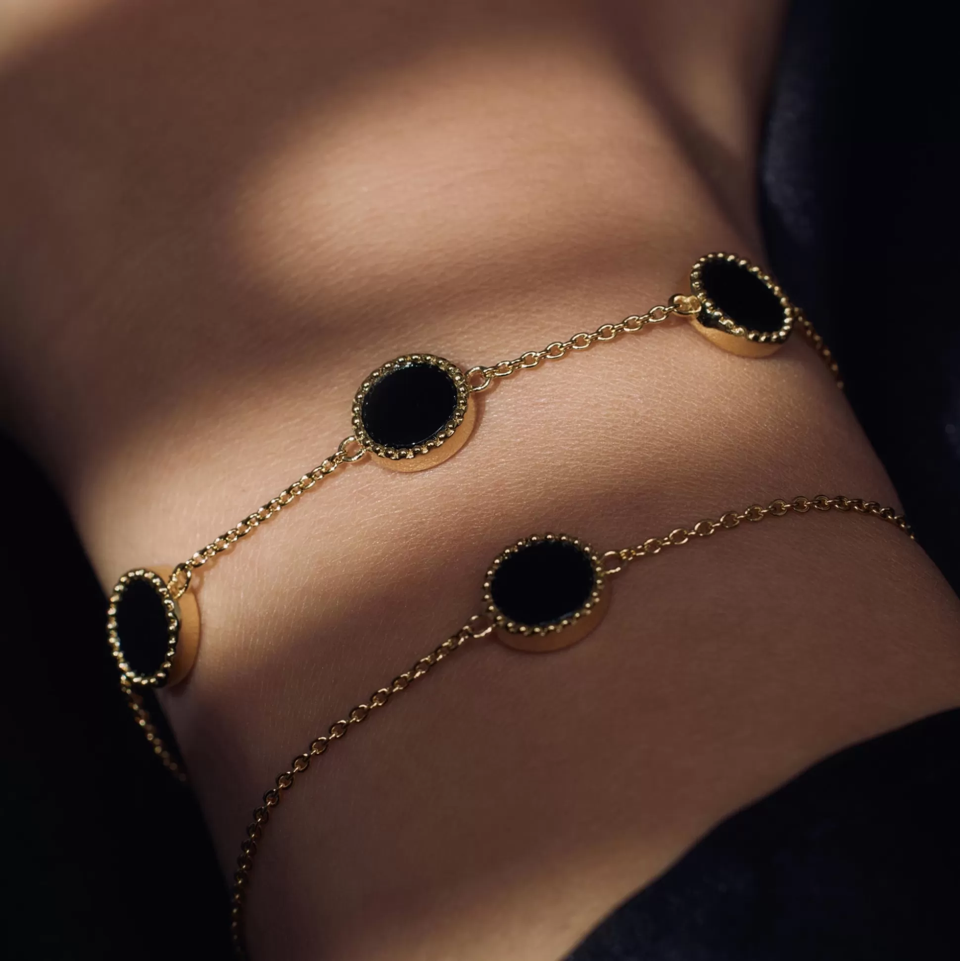 Sale Brioso Cortona Giulia Bracciale In Argento Sterling 925 Placcato Oro Con Onice Nero Bracciali