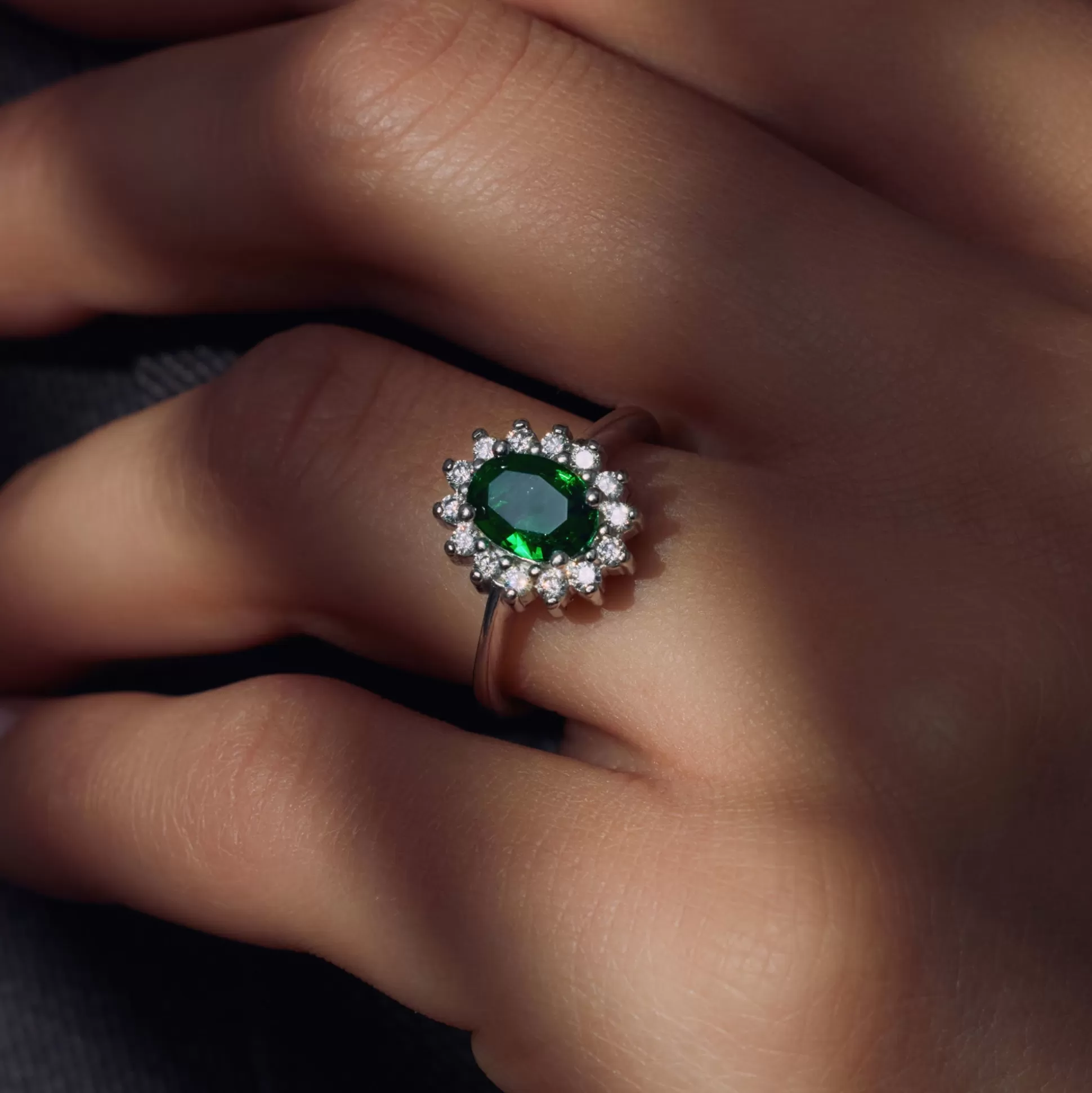 Outlet Mia Colore Verdi Anello In Argento Sterling 925 Con Pietra Zircone Verde Anelli