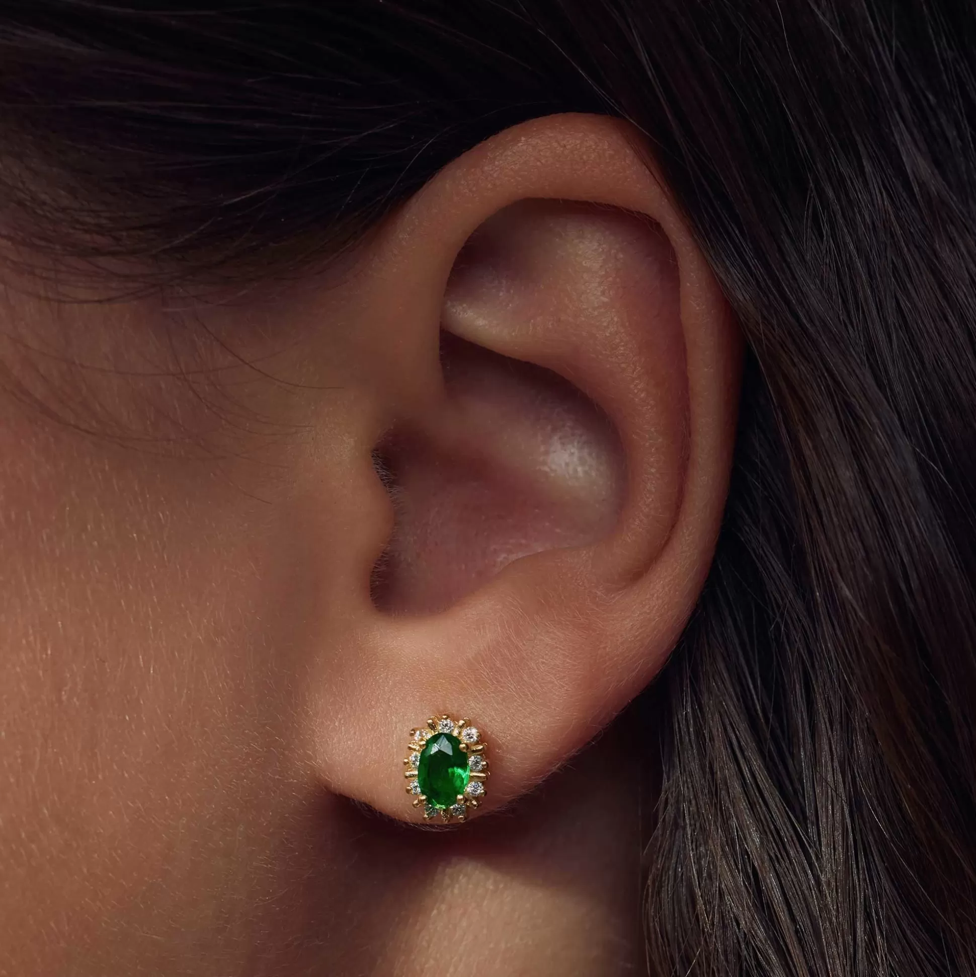 Fashion Mia Colore Verdi Orecchini A Bottone In Argento Sterling 925 Placcato Oro Con Pietra Zircone Verde Orecchini A Bottone