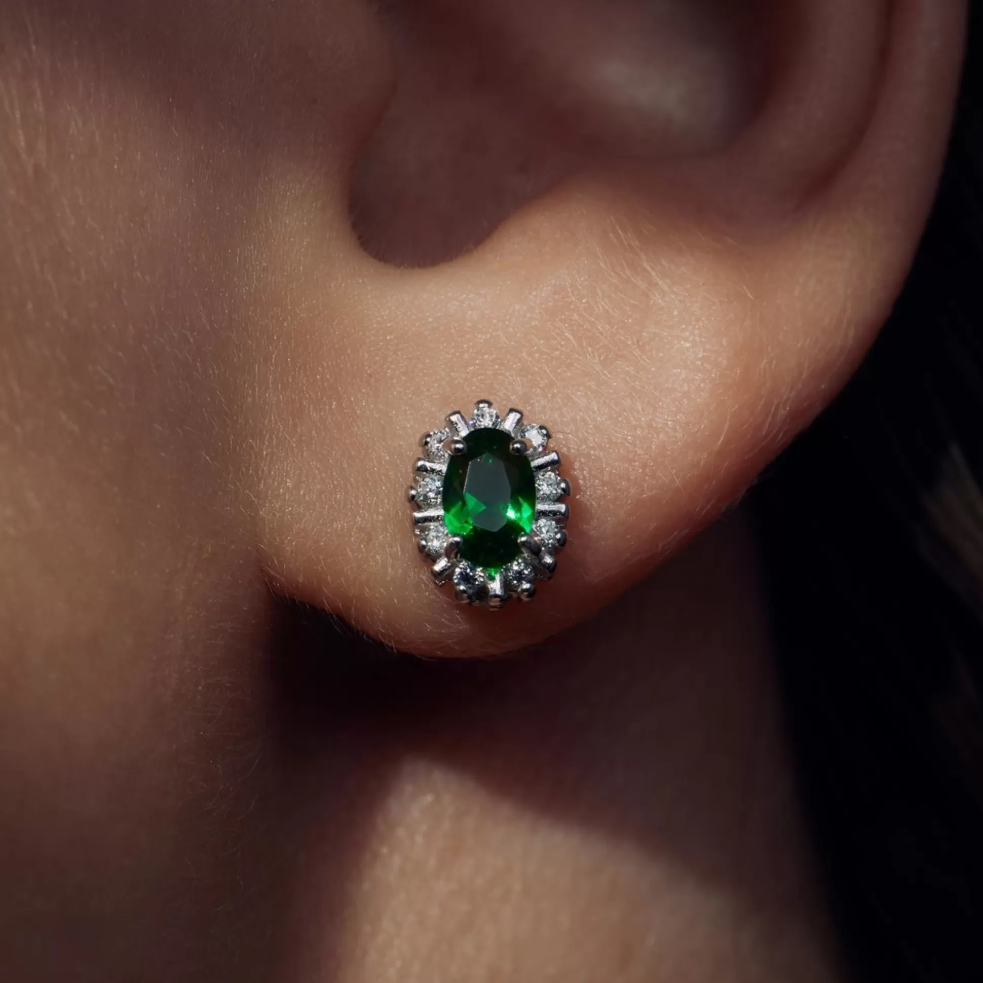 Shop Sorprendimi Idee Regalo Collana E Orecchini A Bottone In Argento Sterling 925 Con Pietre Zircone Verde Orecchini A Bottone